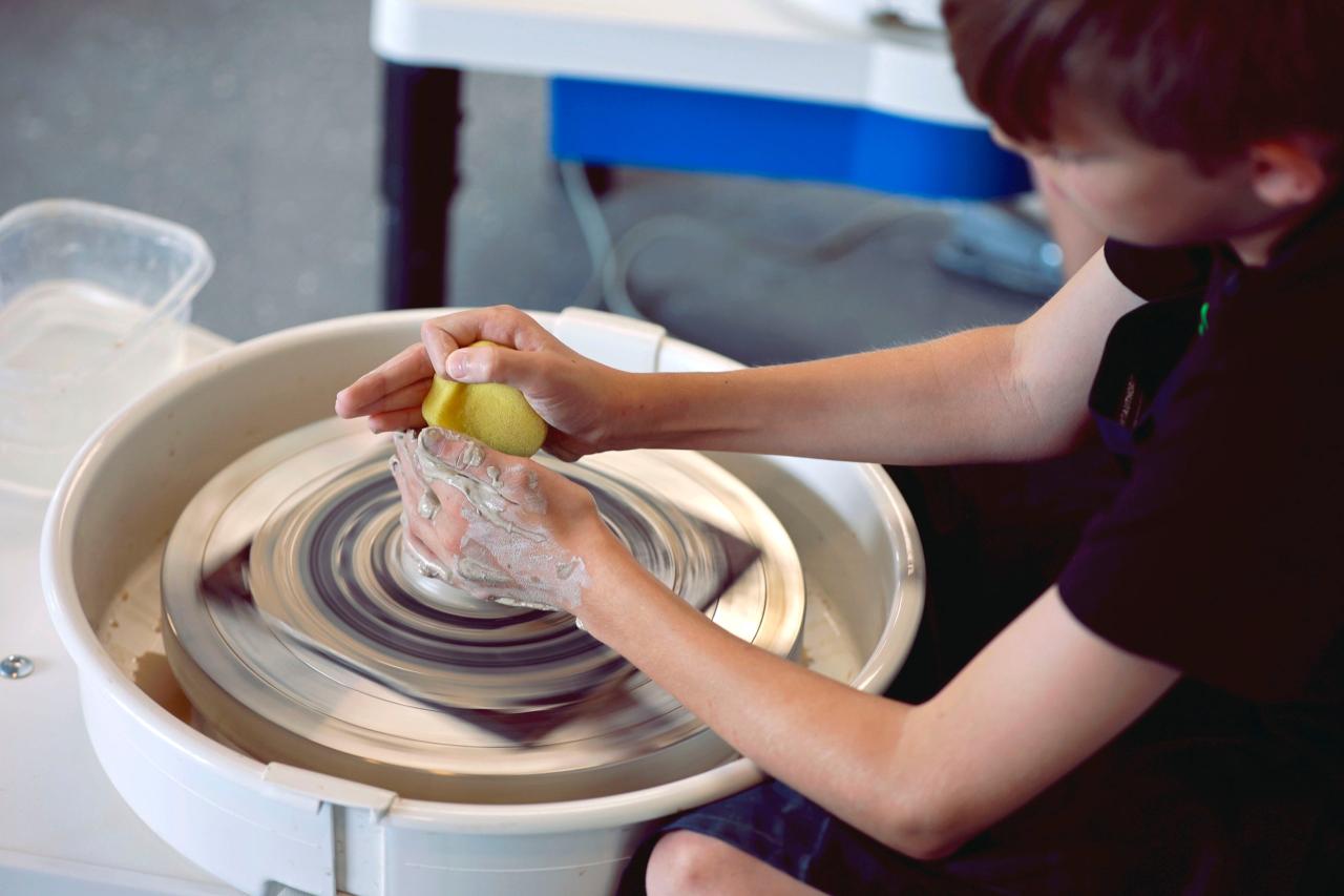 VEVOR Pottery Wheel, 14in Ceramic Wheel Forming Machine, 0-300RPM Speed ...